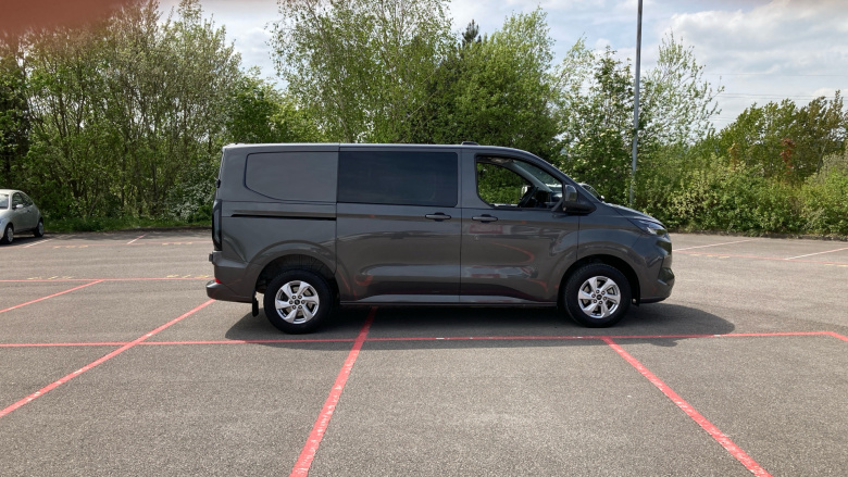 Ford Transit Custom 320 L1 Diesel Fwd 2.0 EcoBlue 136ps H1 Double Cab Van Limited Auto